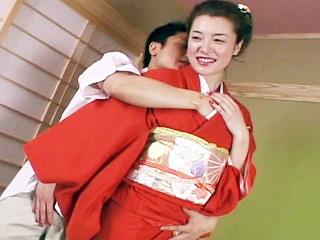 りょうの着物でおもてなし 風吹りょう