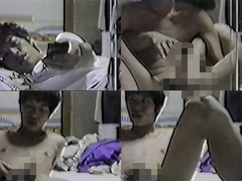 個人撮影 啓太くんのHな手コキ編!(盗撮に気付かずに射精)