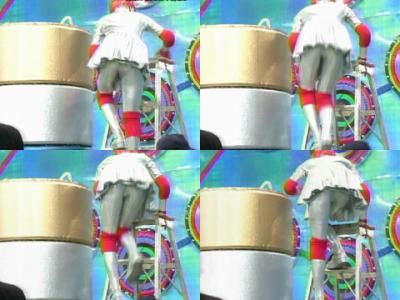 股間にあわびの形くっきり 眞●かをり