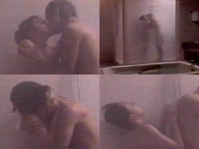 永●博美 シャワールームで全裸で抱き合う 永●博美