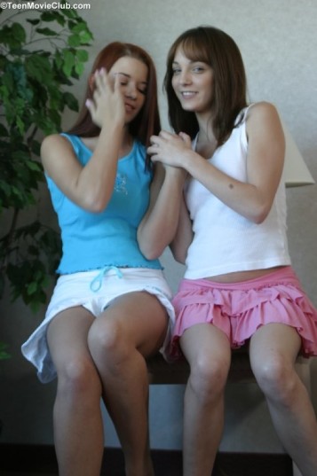 seduce lesbian girl